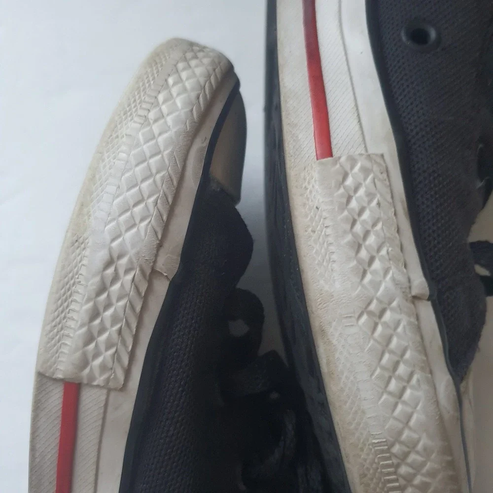 Converse Sz 2 Chuck Taylor All Star‎ High Black Sneakers Kids Youth Unisex Shoes